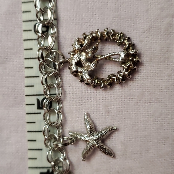 Vintage silver tropical charm bracelet - Picture 7 of 8